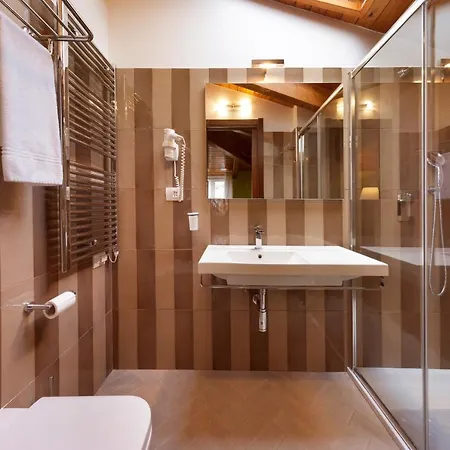 - Domus Felix Península Sorrentina