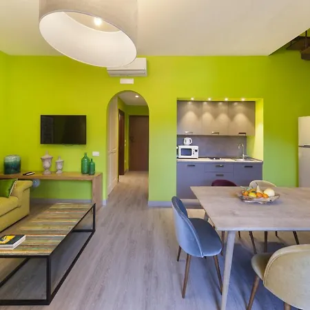 Amore - Domus Felix Apartment